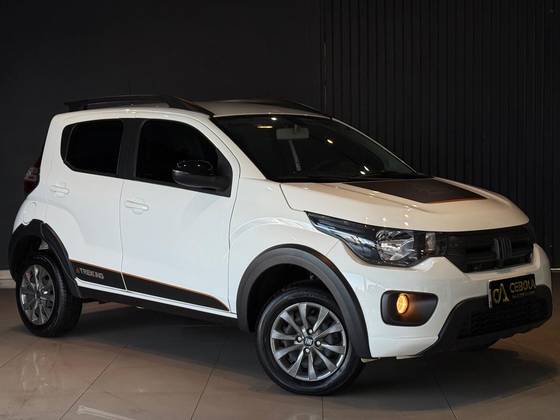 FIAT MOBI 1.0 FIREFLY FLEX TREKKING MANUAL